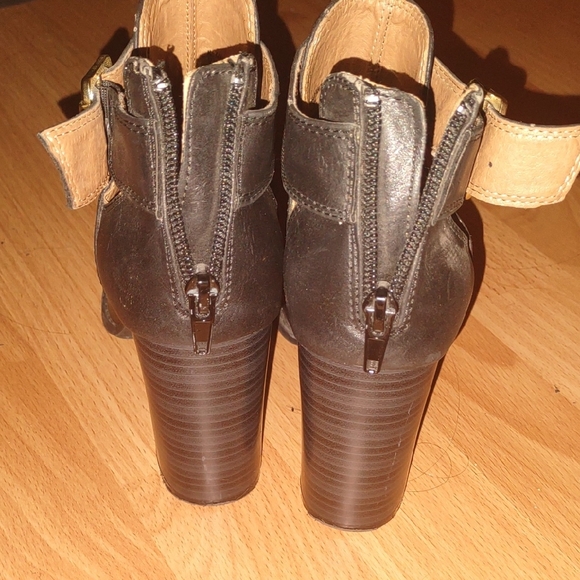 Fioni | Black Ankle Strap Heeled Booties - Picture 4 of 5